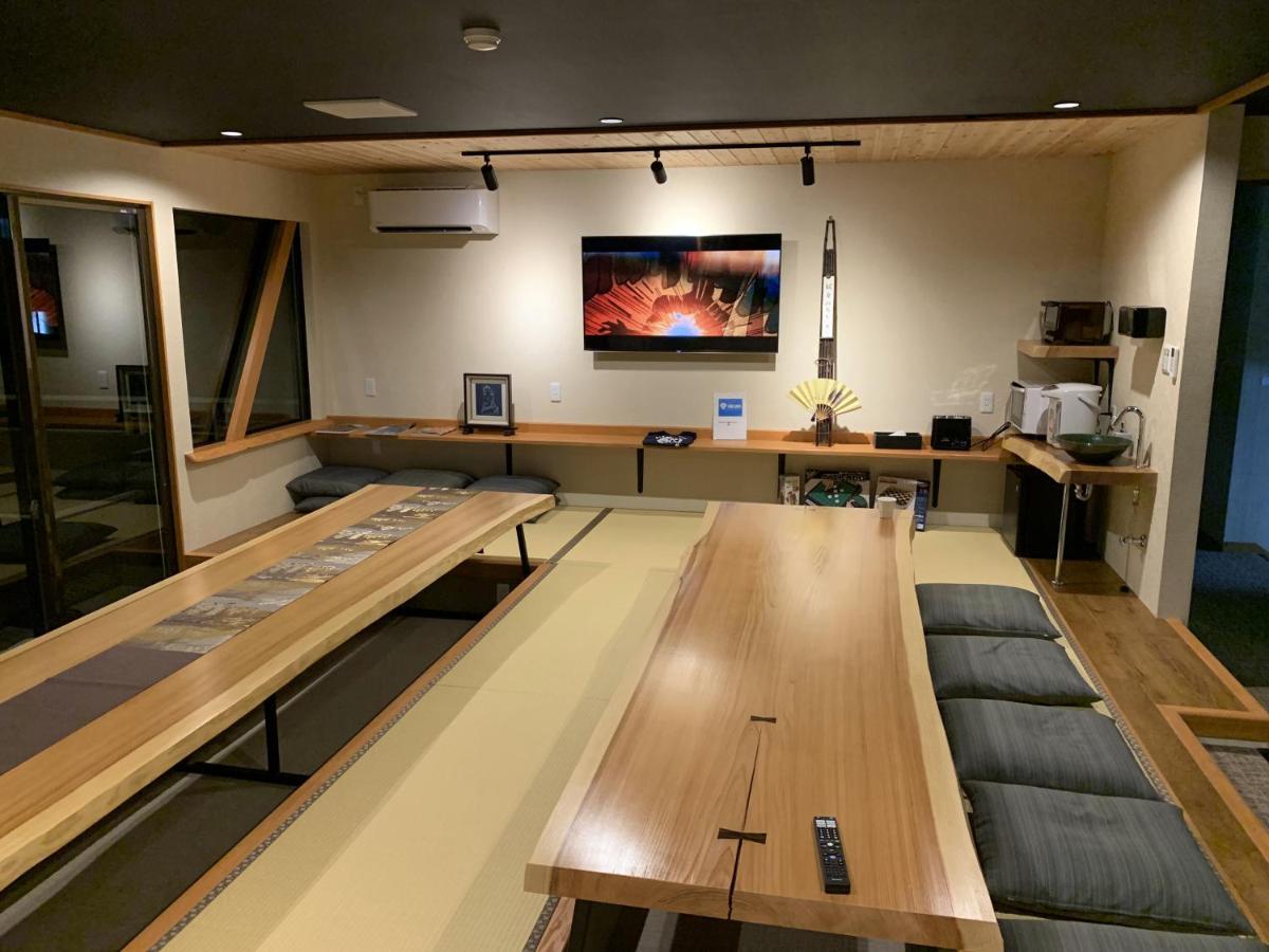 Onsen & Garden -Asante Inn- Hakone Buitenkant foto