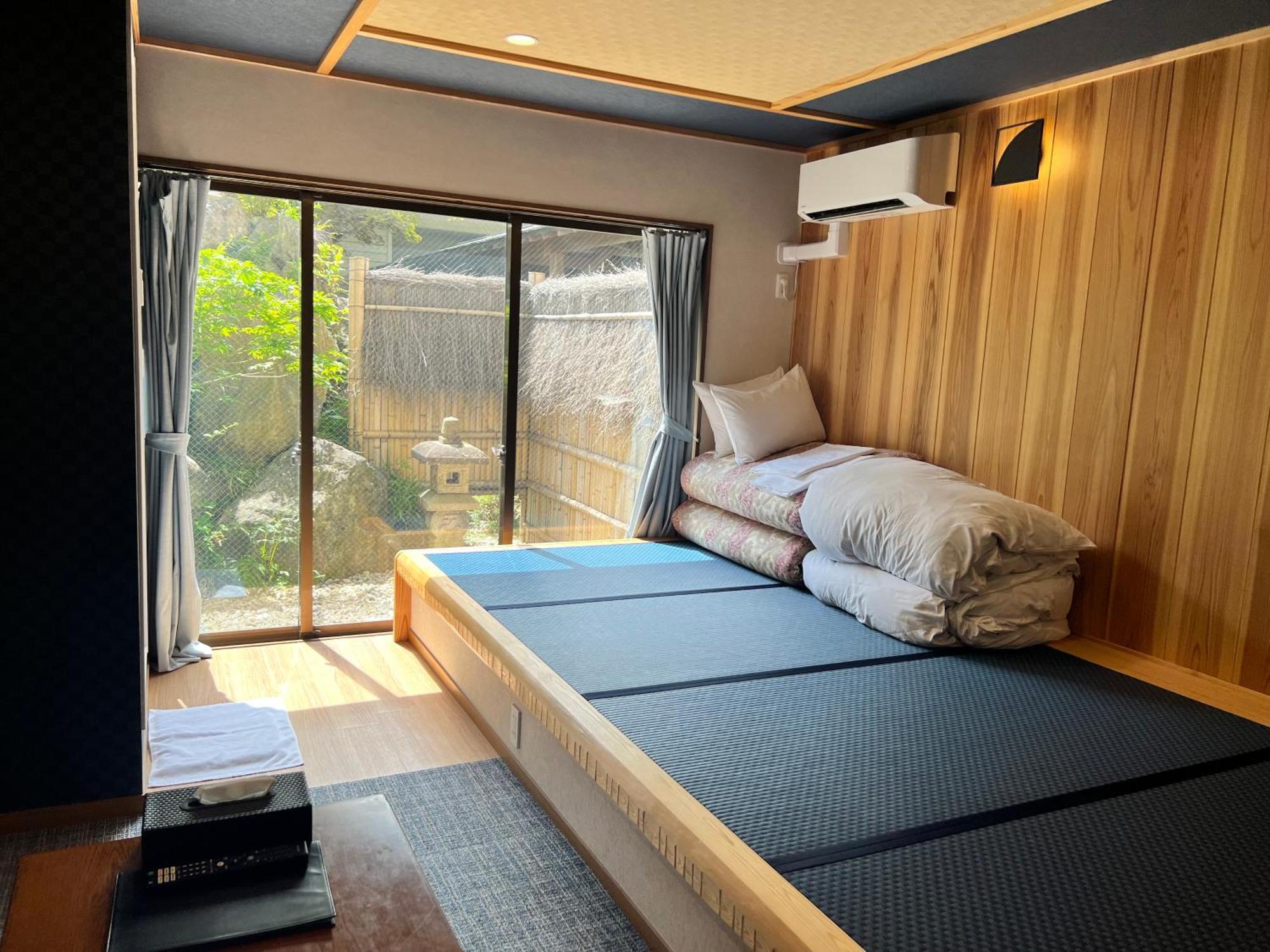 Onsen & Garden -Asante Inn- Hakone Buitenkant foto