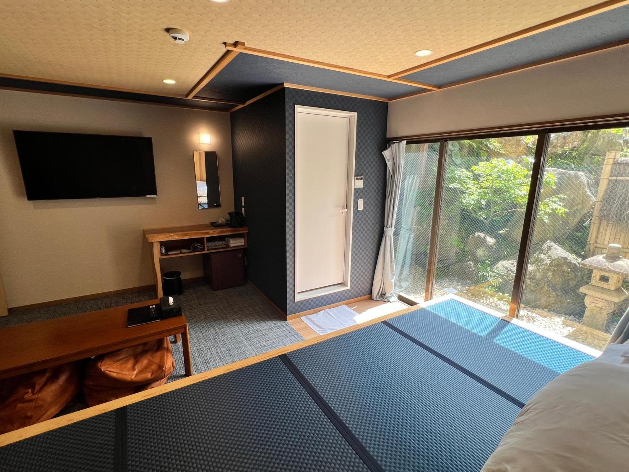 Onsen & Garden -Asante Inn- Hakone Buitenkant foto