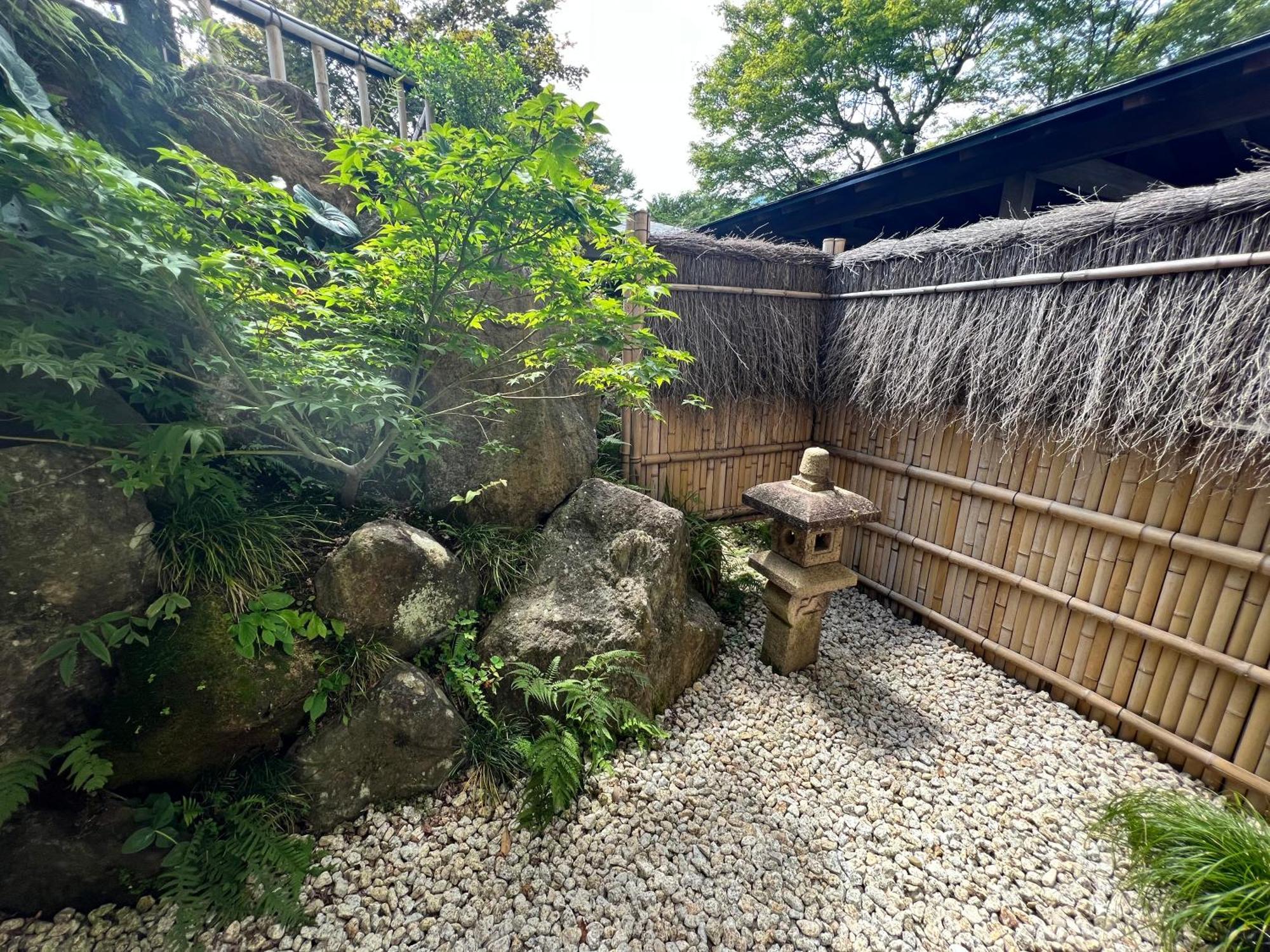 Onsen & Garden -Asante Inn- Hakone Buitenkant foto