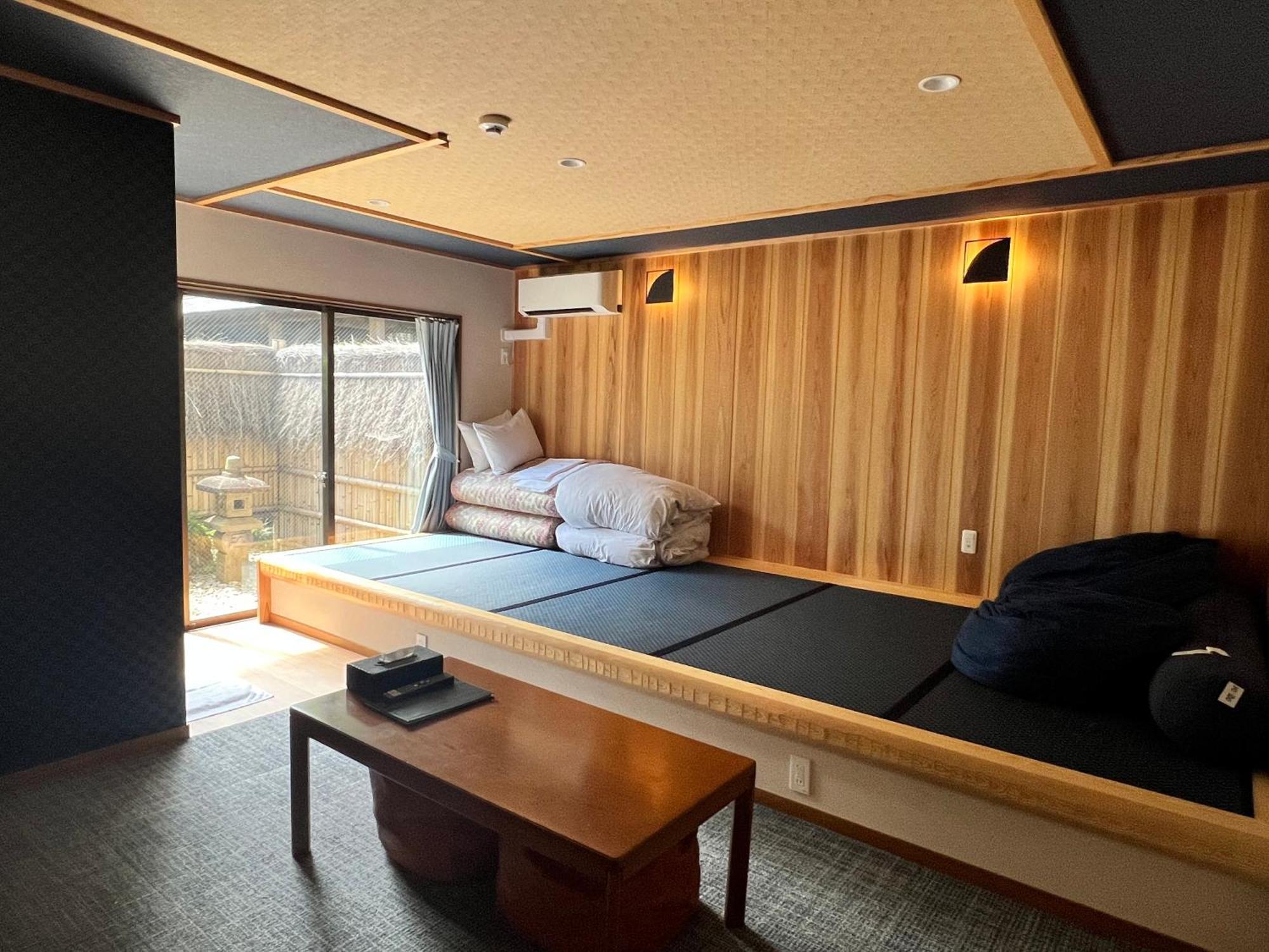 Onsen & Garden -Asante Inn- Hakone Buitenkant foto