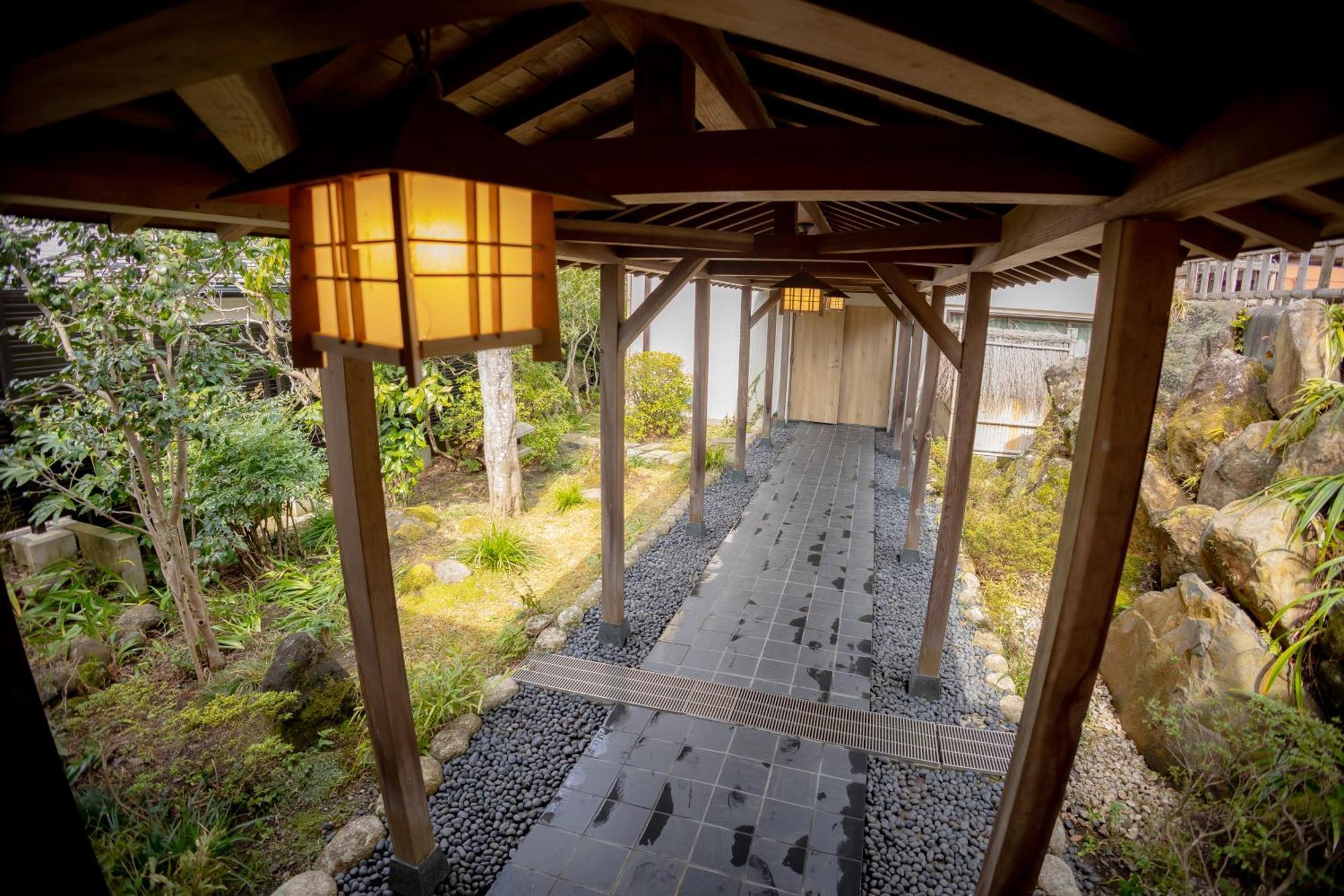 Onsen & Garden -Asante Inn- Hakone Buitenkant foto