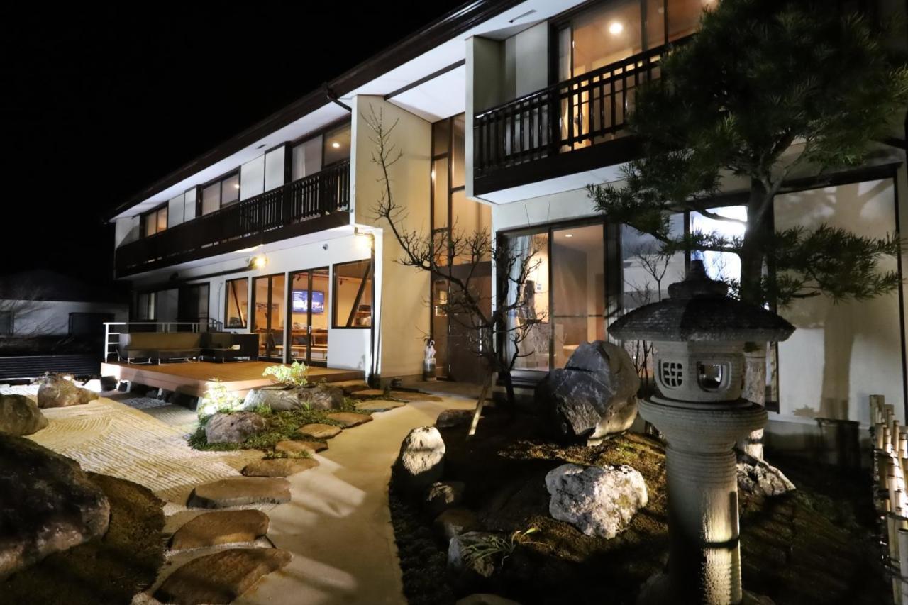Onsen & Garden -Asante Inn- Hakone Buitenkant foto